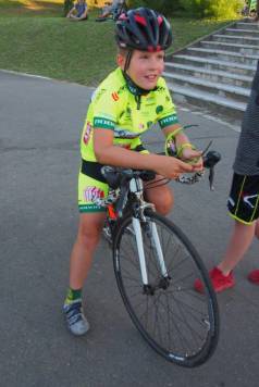 P1013188.thumb.JPG.45995f721cfe9cef75c97fb5ddd7a22e.JPG