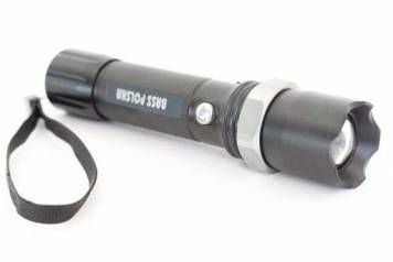 BASS-POLSKA-LATARKA-CREE-LED-120-LUMENOW-3000mAh.jpeg